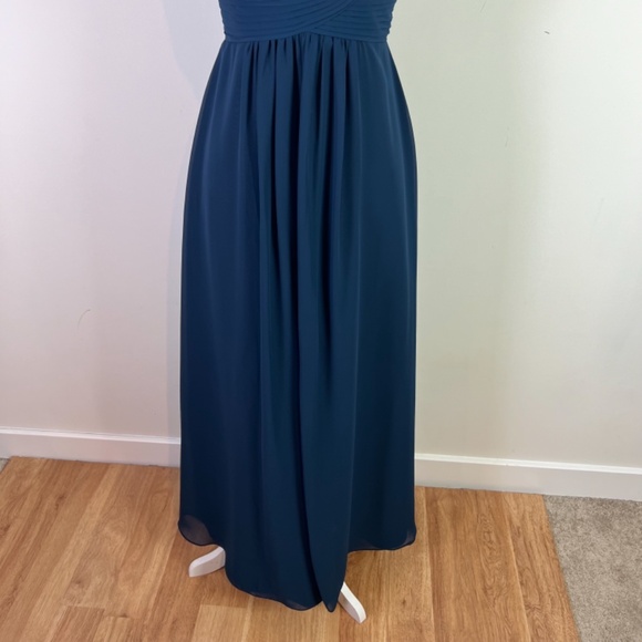 Christina Wu Celebration Navy Sleeveless Dress Style BM40 New Size 4 Bridesmaid - Picture 3 of 8